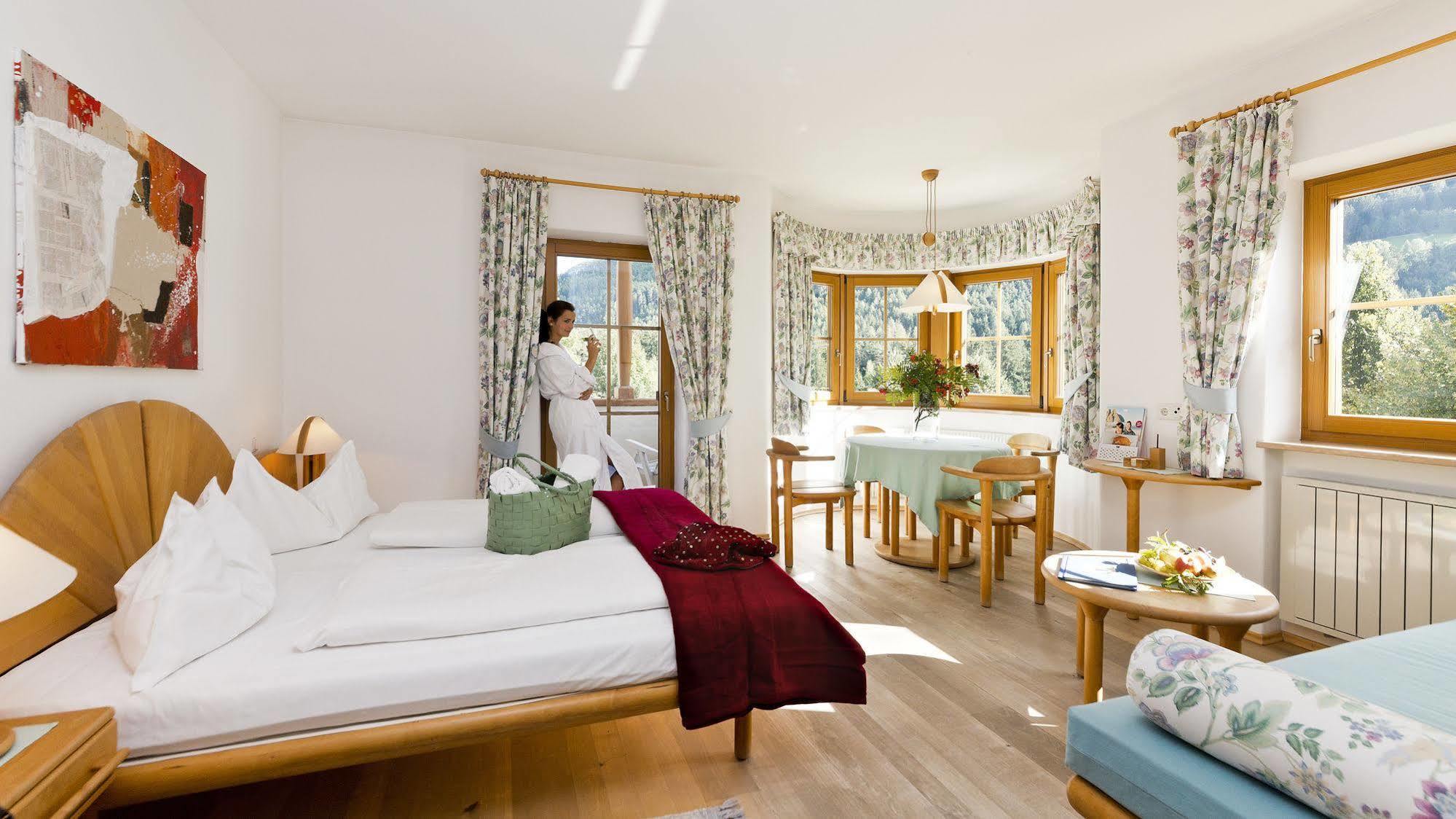 Taubers Bio Vitalhotel キエーネス エクステリア 写真