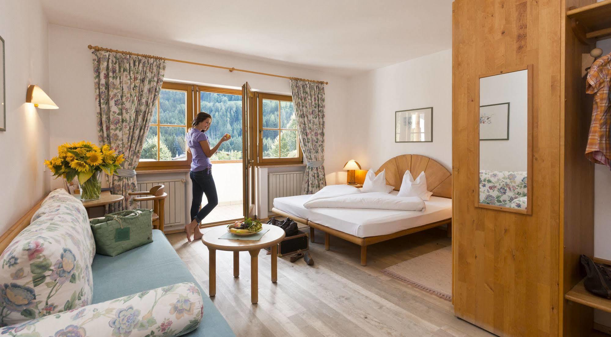 Taubers Bio Vitalhotel キエーネス エクステリア 写真